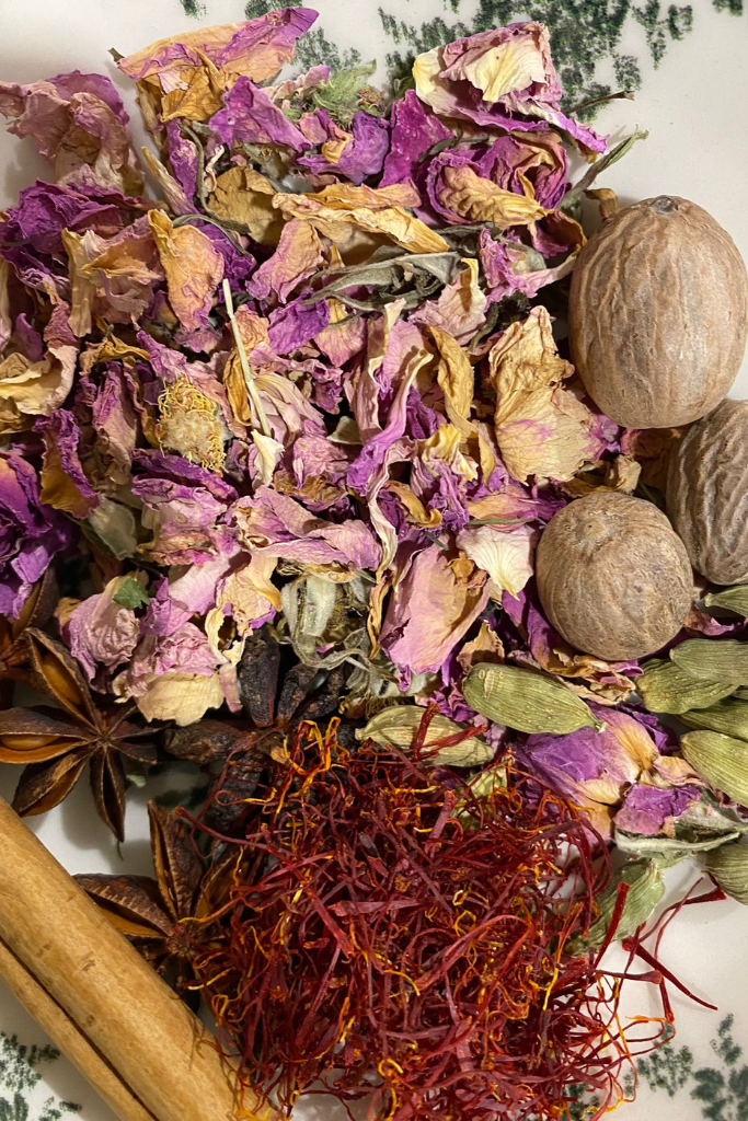Organic Cardamom Rose Chai Blend